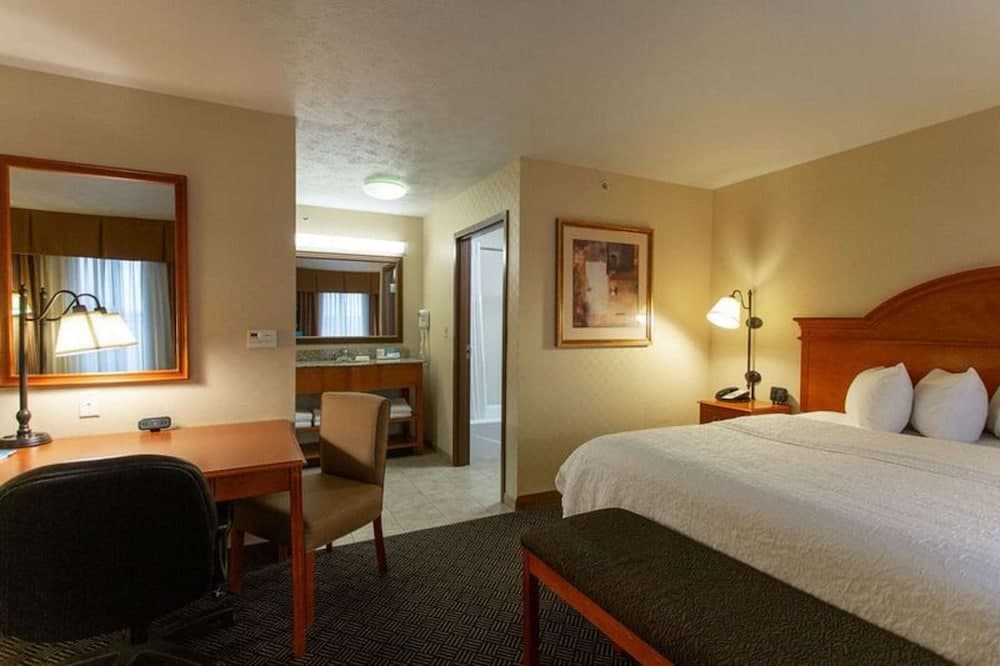 Hampton Inn Waterloo Cedar Valley gallery photo in Waterloo, IA — image 35