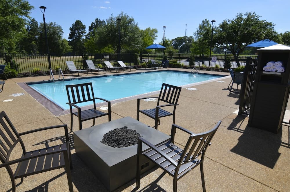 Garner Hotel Longview South by IHG property views in Longview, TX — gallery photo 3