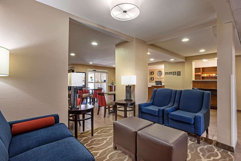 Comfort Inn N Myrtle Beach Barefoot Landing property views in North Myrtle Beach, SC — gallery photo 3