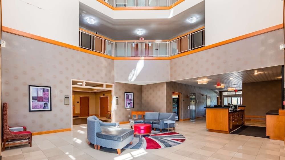 Best Western Plus Rose City Conference Center Inn interior in Thomasville, GA — gallery photo 2