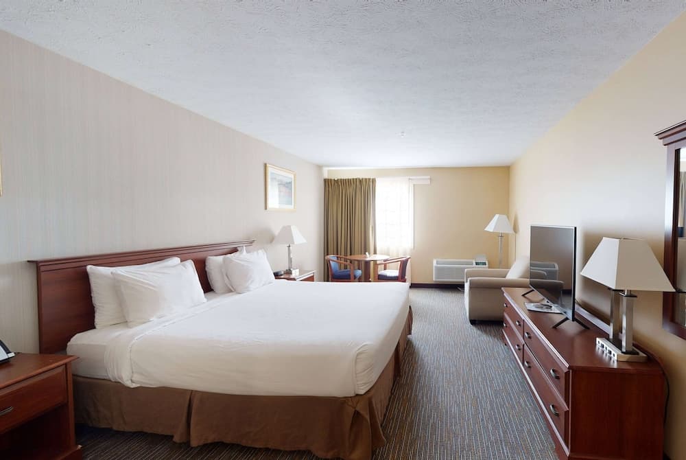 Ramada by Wyndham Strasburg/Shenandoah Valley gallery photo in Strasburg, VA — image 23
