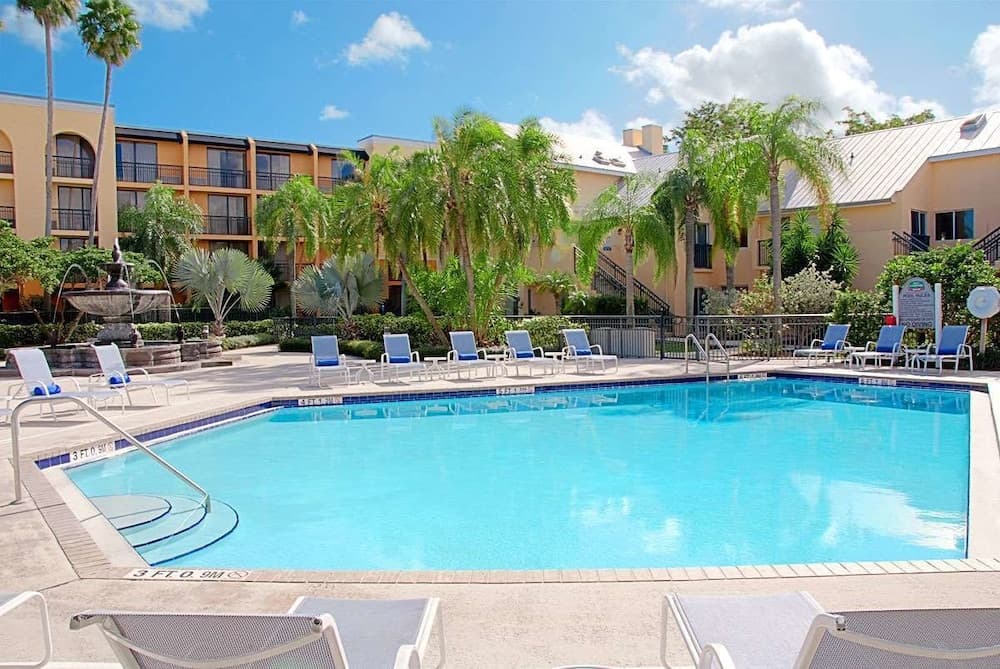 Courtyard by Marriott Boynton Beach property views in Boynton Beach, FL — gallery photo 3