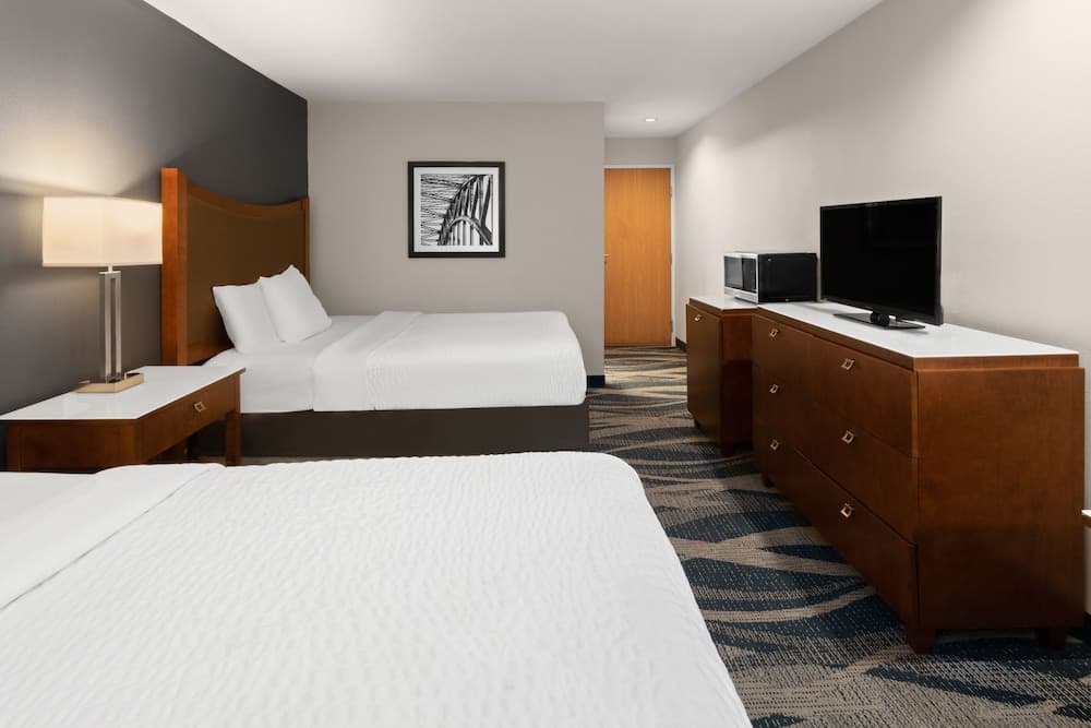 Americas Best Value Inn & Suites Racine gallery photo in Mount Pleasant, WI — image 20
