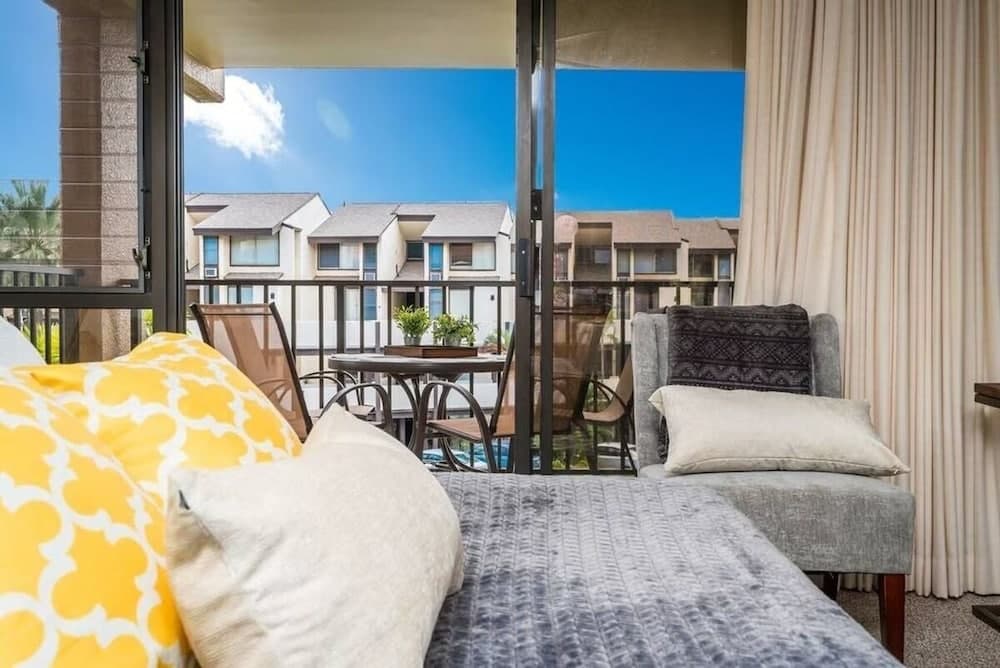 The Residences at Kamaole Sands Resort interior in Kihei, HI — gallery photo 2
