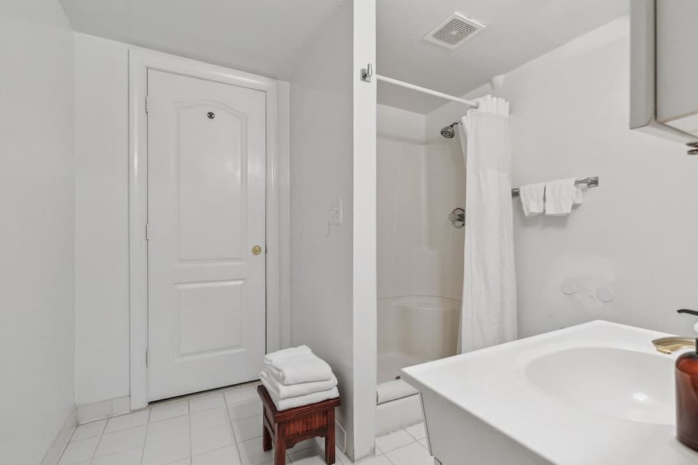 The Columbia Inn at Peralynna Manor gallery photo in Columbia, MD — image 65