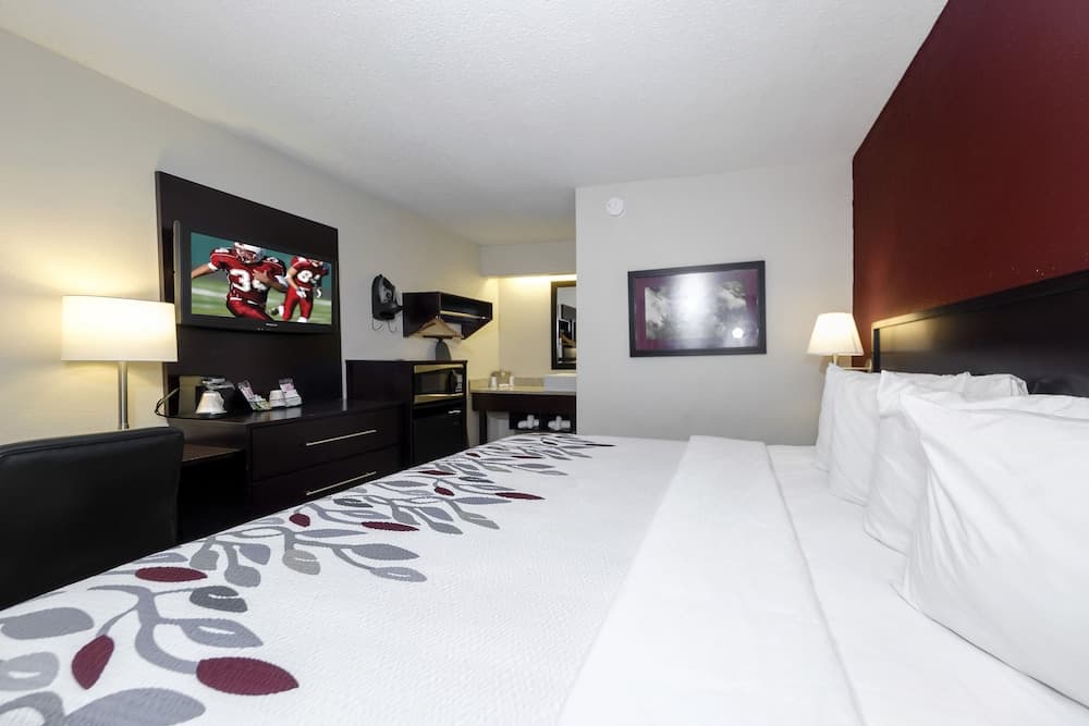 Red Roof Inn Chicago - Lansing property views in Lansing, IL — gallery photo 3