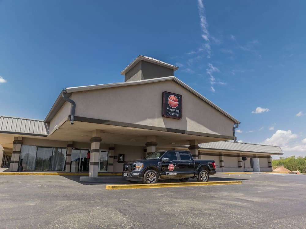 Corporate Hospitality - Big Spring interior in Big Spring, TX — gallery photo 2