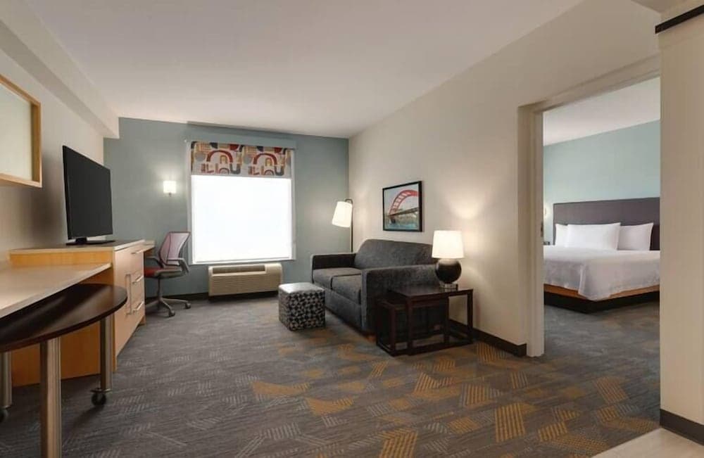 Home2 Suites By Hilton Austin South I-35 interior in Austin, TX — gallery photo 2