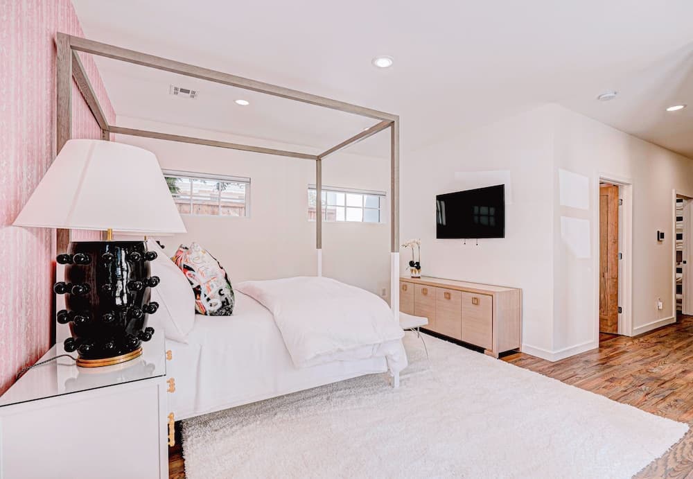 6BR Near OU Campus I Great for Big Groups 1010 gallery photo in Norman, OK — image 35