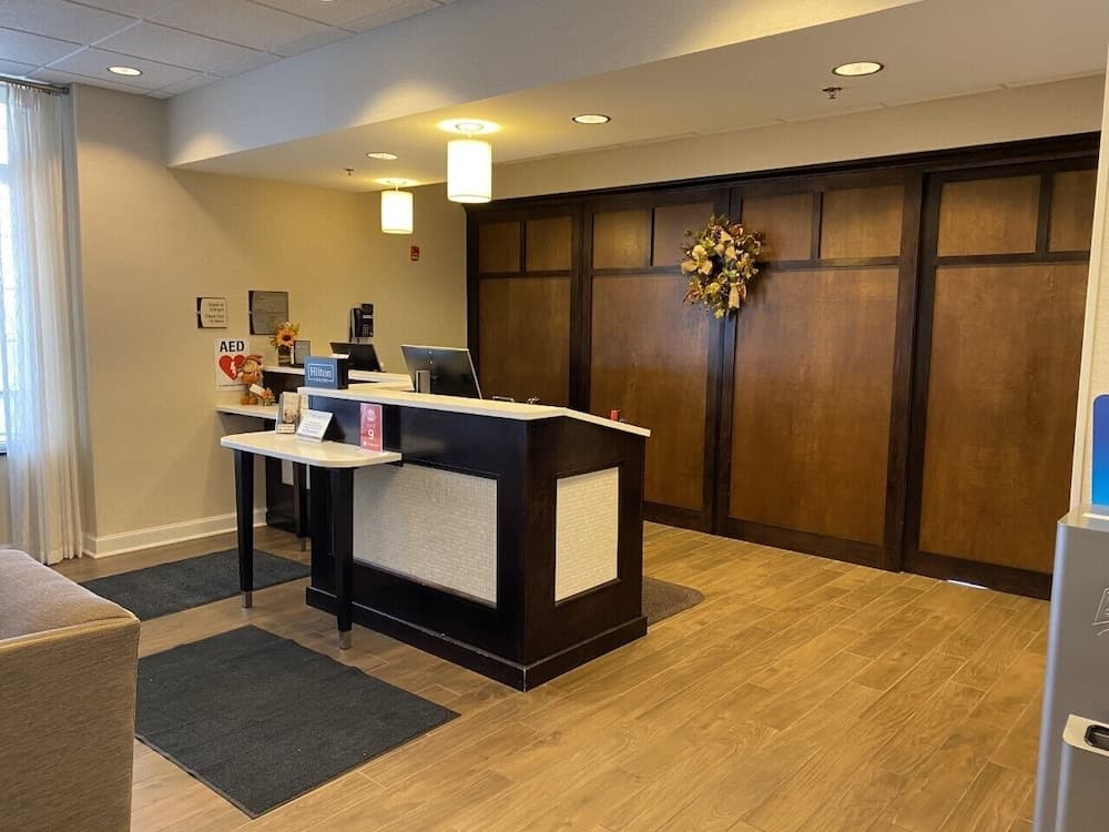 Homewood Suites by Hilton DecaturForsyth interior in Forsyth, IL — gallery photo 2