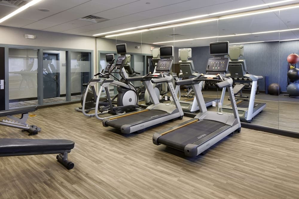 Hampton Inn Newark Airport gallery photo in Newark, NJ — image 10
