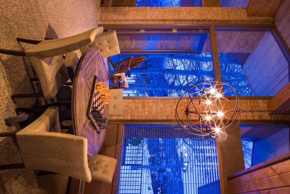 Mountain Chalet Snowmass property views in Snowmass Village, CO — gallery photo 3