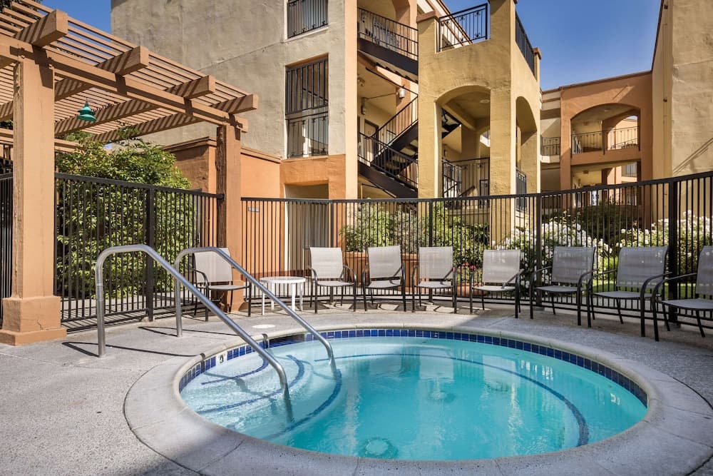MainStay Suites John Wayne Airport by Choice Hotels gallery photo in Santa Ana, CA — image 80