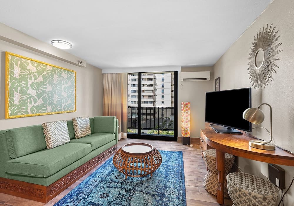 Castle Bamboo Waikīkī Hotel featured exterior or lobby in Honolulu, HI — similar hotel