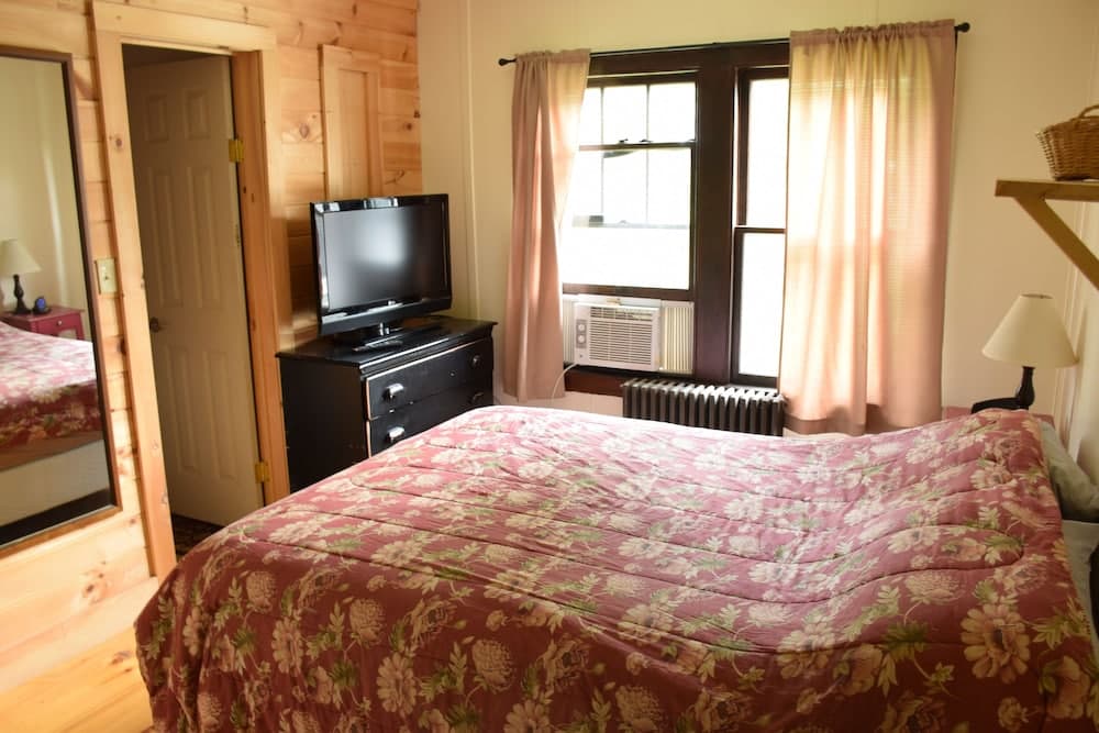 The Baseball Hotel gallery photo in Richfield Springs, NY — image 144