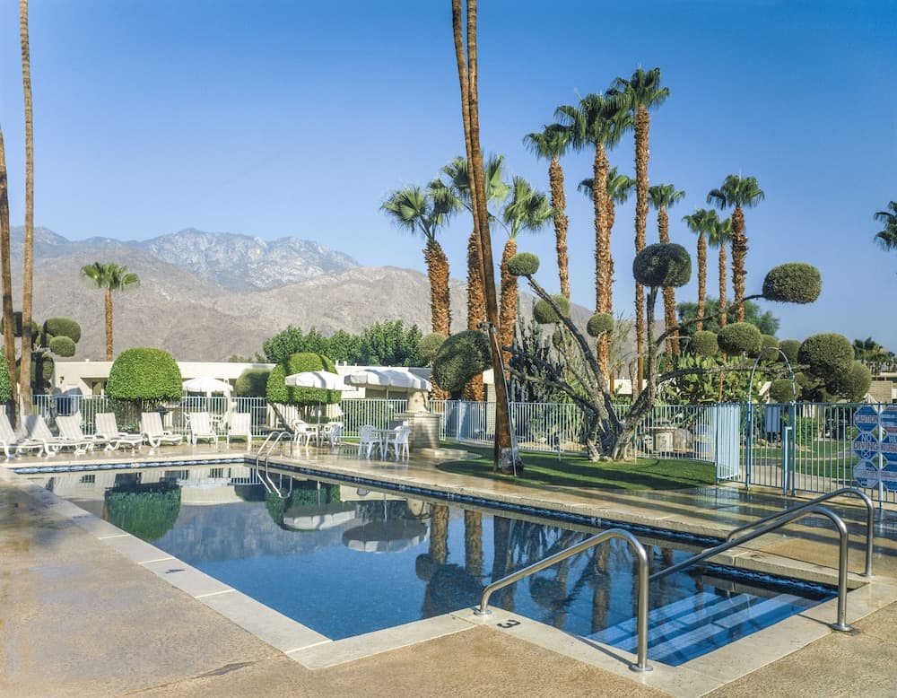 Desert Isle of Palm Springs featured exterior or lobby in Palm Springs, CA — similar hotel