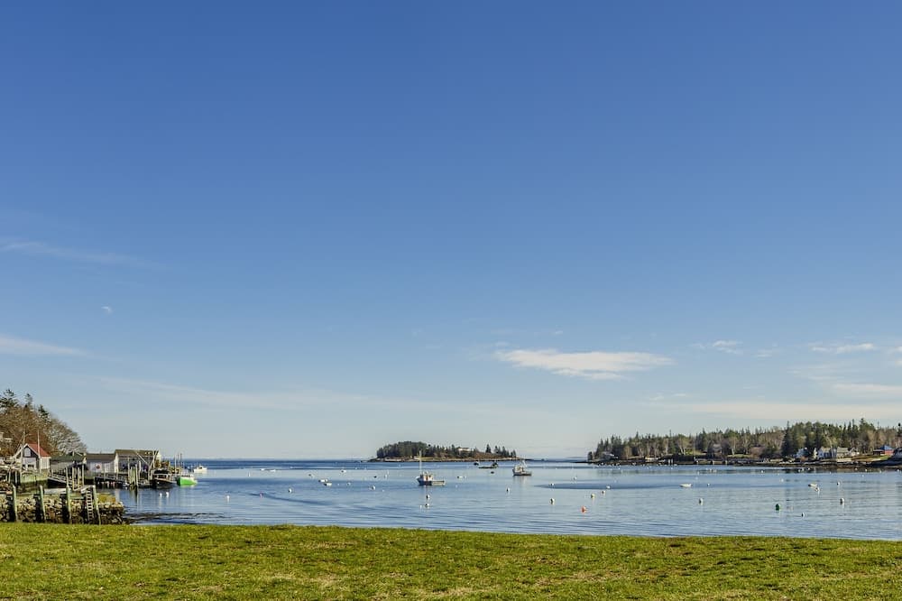 East Wind Inn on the Water featured exterior or lobby in Tenants Harbor — similar hotel