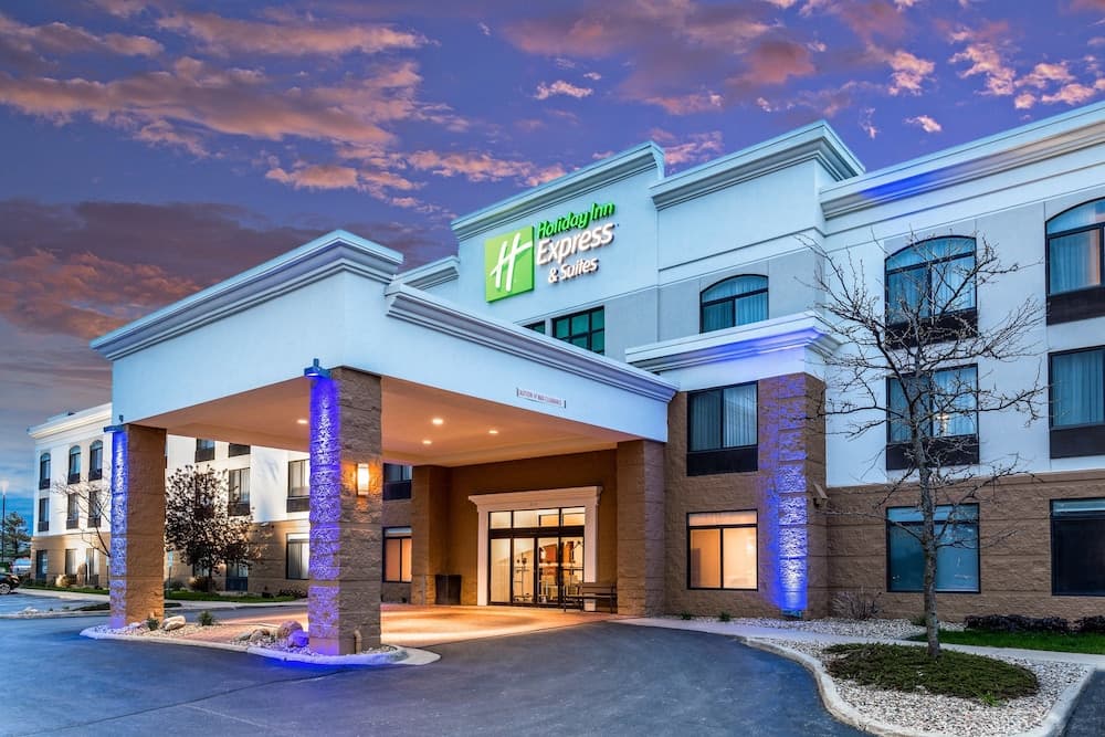 Holiday Inn Express & Suites Cedar Falls - Waterloo by IHG featured exterior or lobby in Cedar Falls, IA — similar hotel