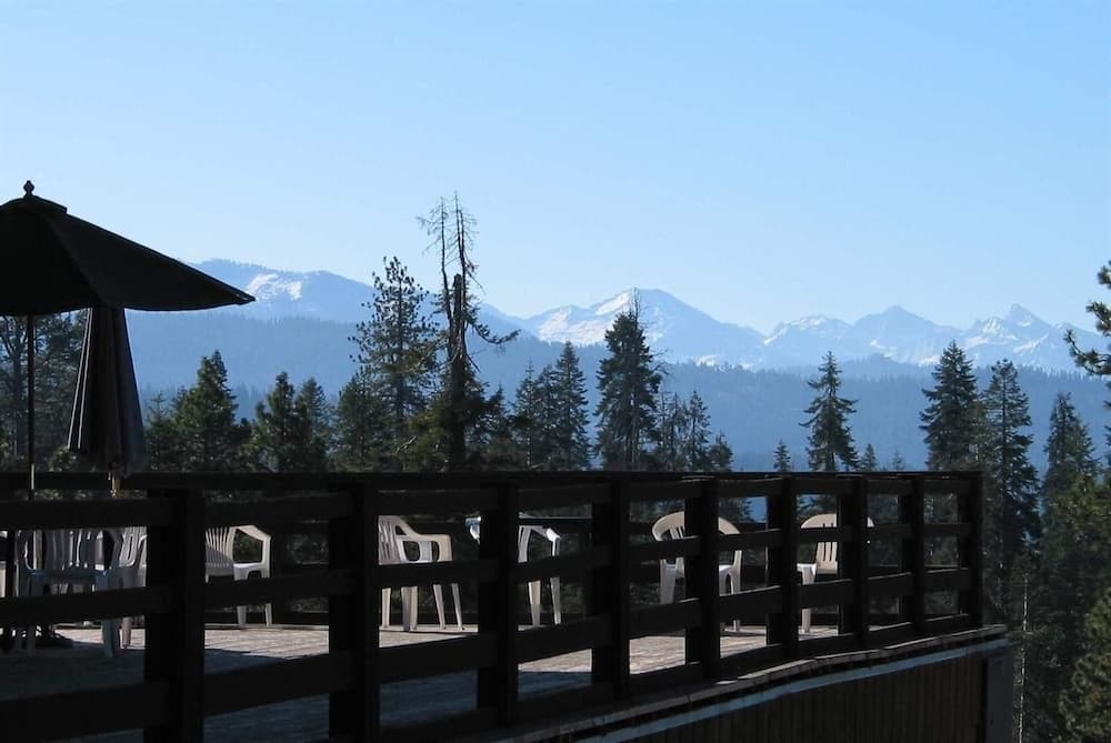 Montecito Sequoia Lodge gallery photo in Kings Canyon National Park, CA — image 30