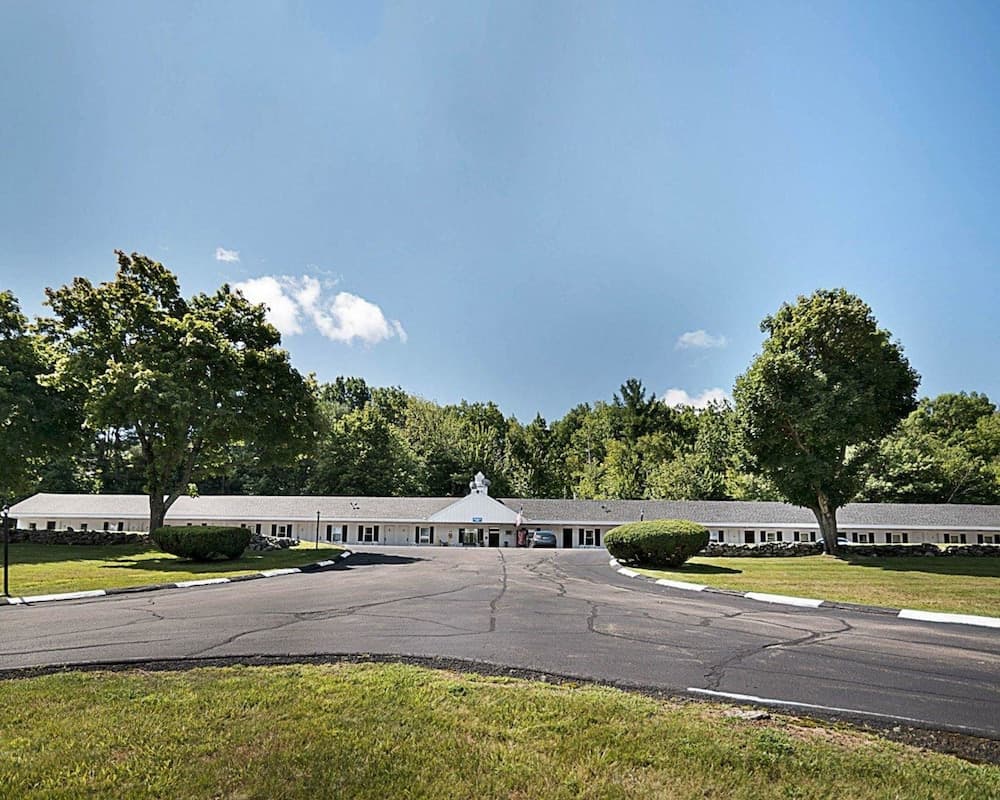 Econo Lodge gallery photo in Westminster — image 20