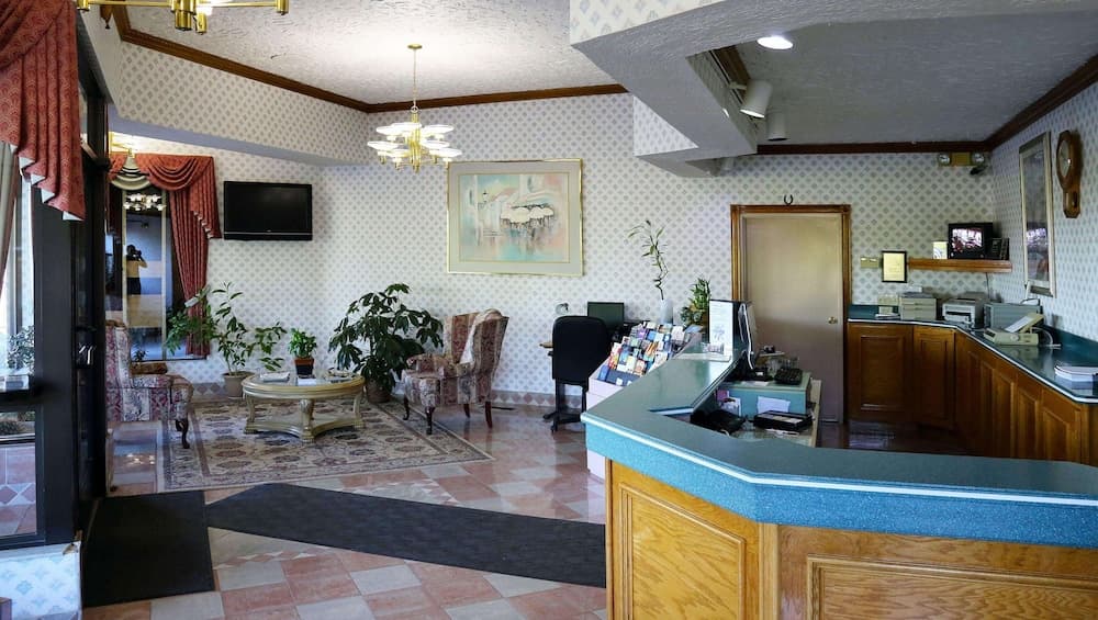 Magnuson Hotel Howell gallery photo in Howell, MI — image 8
