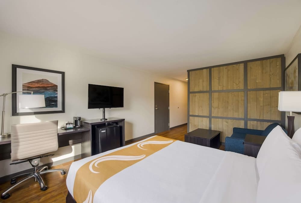 Quality Inn & Suites Castle Rock/SW Denver gallery photo in Castle Rock, CO — image 15