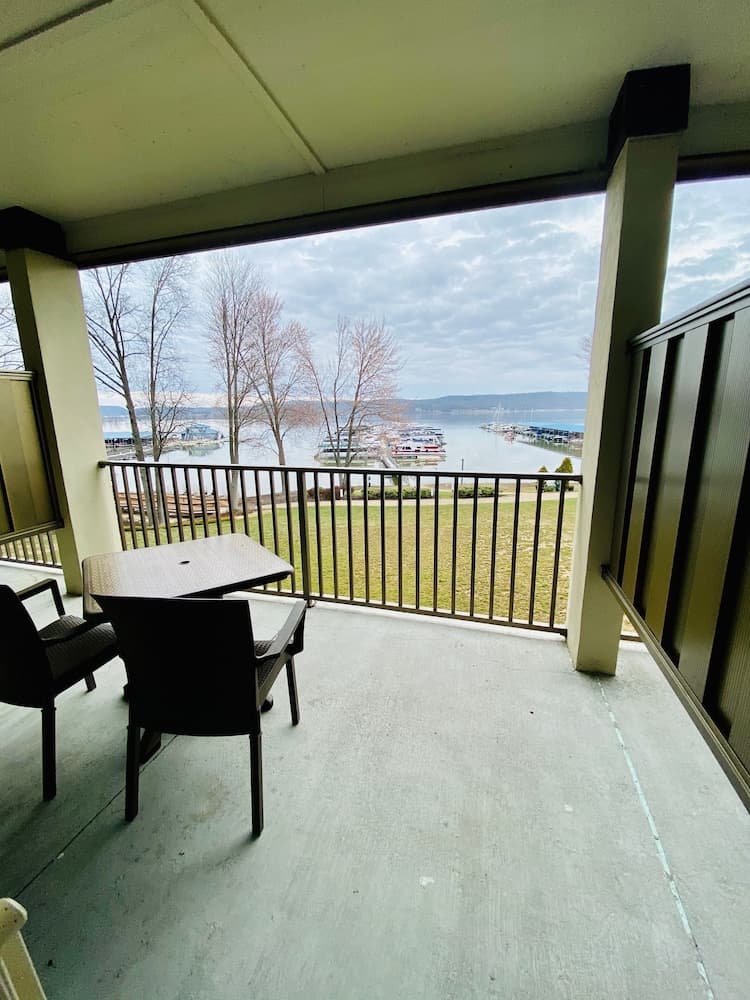 Fourwinds Lakeside Inn & Marina gallery photo in Bloomington, IN — image 35