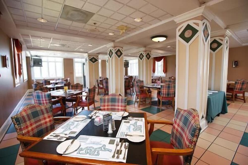 Bertram Inn at Glenmoor gallery photo in Canton, OH — image 23