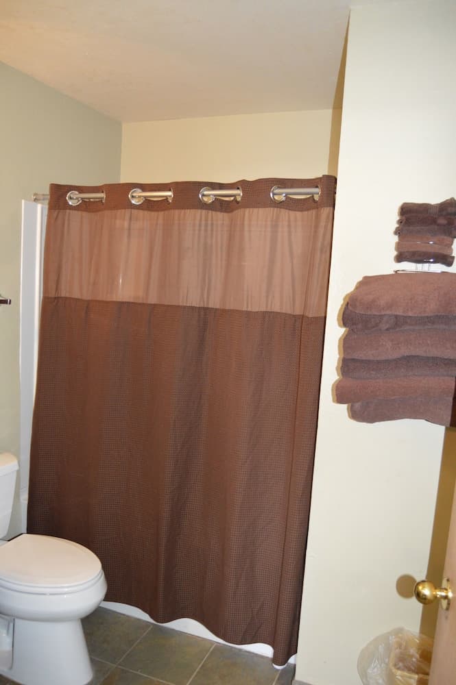 Montecito Sequoia Lodge gallery photo in Kings Canyon National Park, CA — image 29