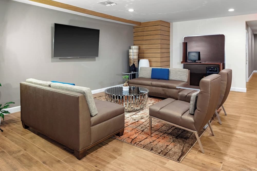 TownePlace Suites by Marriott Dallas Plano/Legacy property views in Plano, TX — gallery photo 3
