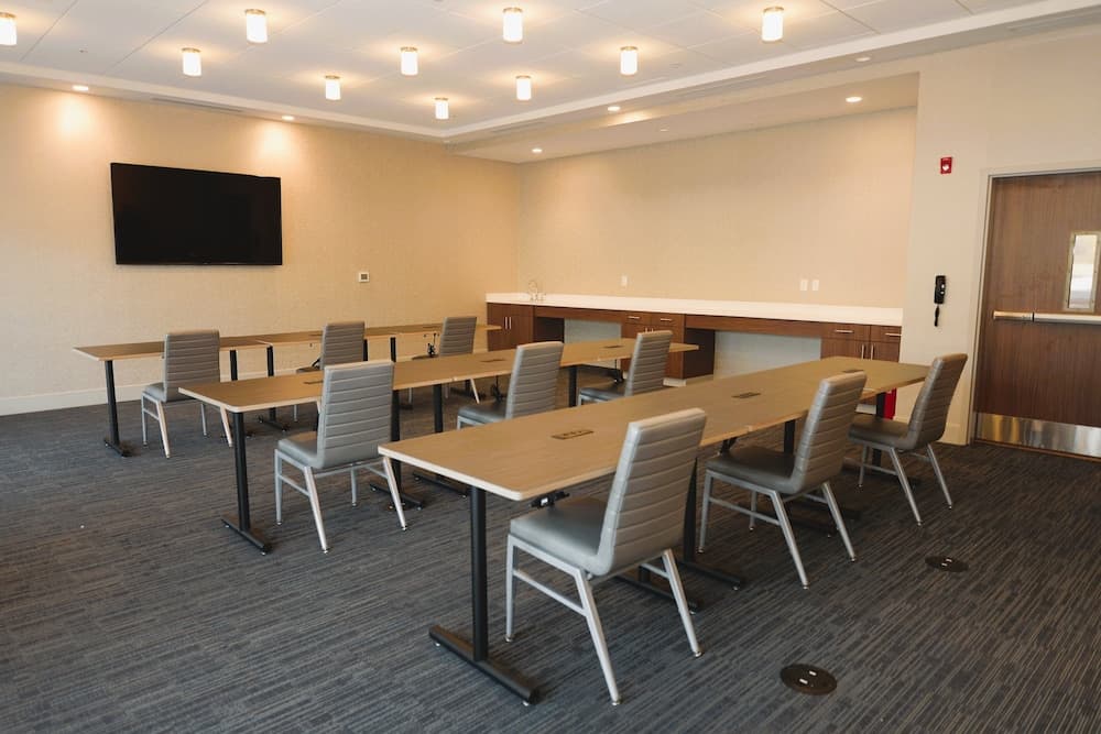 Holiday Inn Express & Suites Onalaska La Crosse Area by IHG gallery photo in Onalaska, WI — image 38
