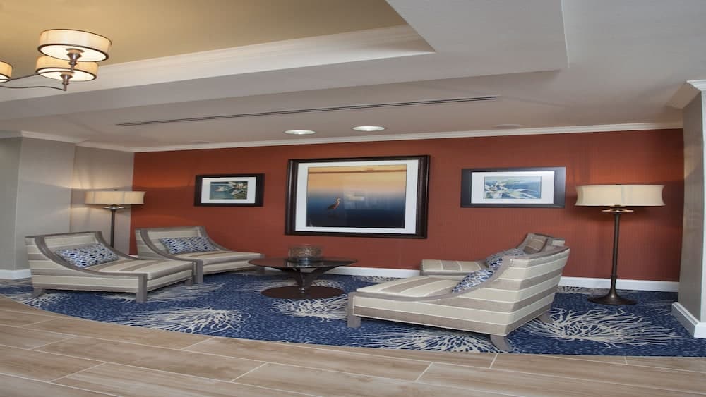 Holiday Inn Express Hotel & Suites Morgan City Tiger Island by IHG interior in Morgan City, LA — gallery photo 2