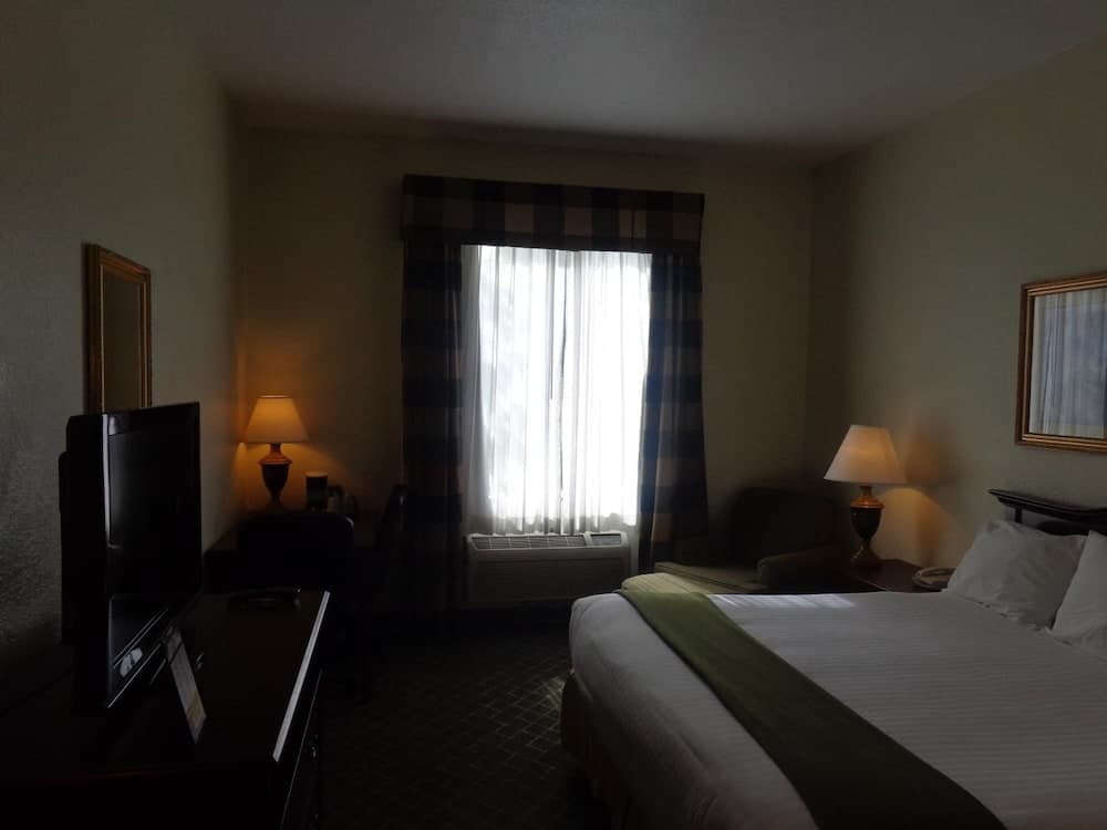 Ruskin Inn Hotel gallery photo in Ruskin, FL — image 20