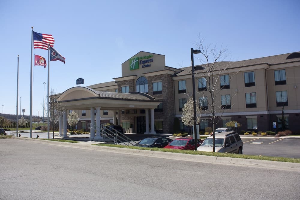 Holiday Inn Express & Suites Youngstown West - Austintown by IHG featured exterior or lobby in Austintown, OH — similar hotel