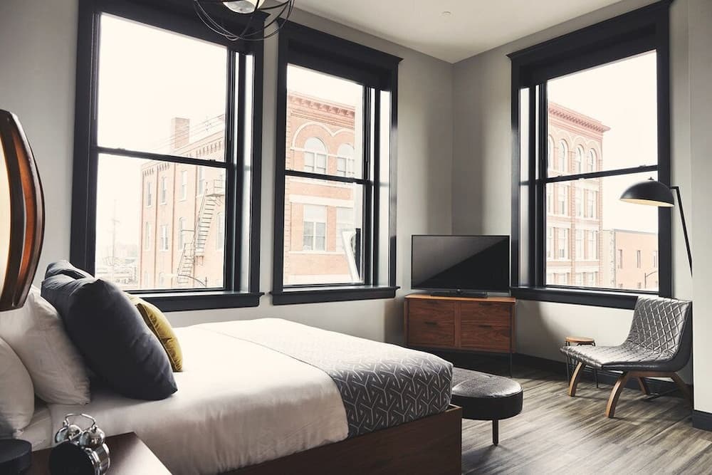 Hotel Vandivort gallery photo in Springfield, MO — image 60