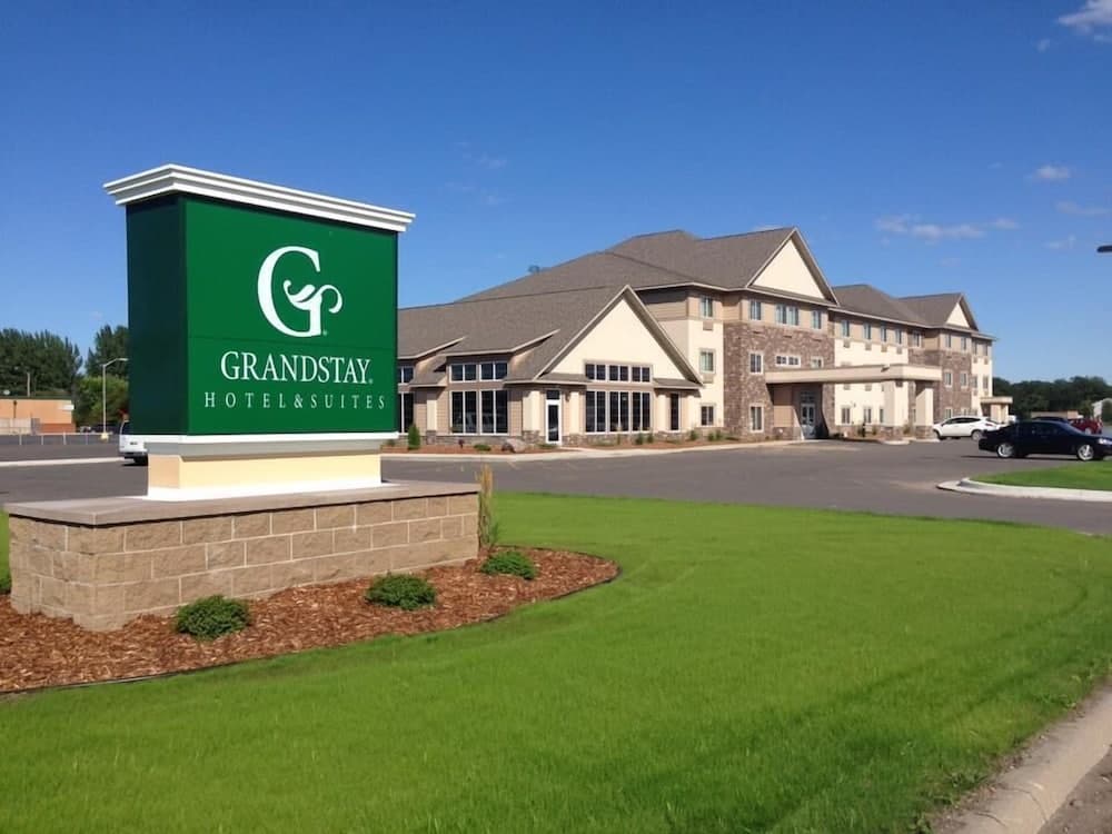 Grandstay Hotel Suites Thief River Falls featured exterior or lobby in Thief River Falls, MN — similar hotel