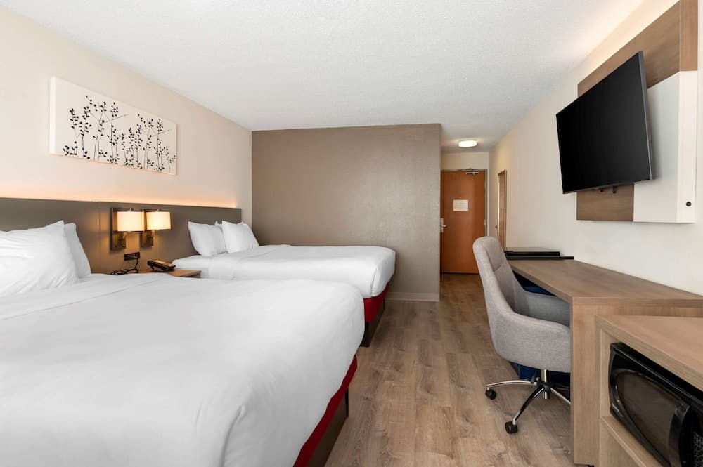 Comfort Inn & Suites Zanesville City Center gallery photo in Zanesville, OH — image 29