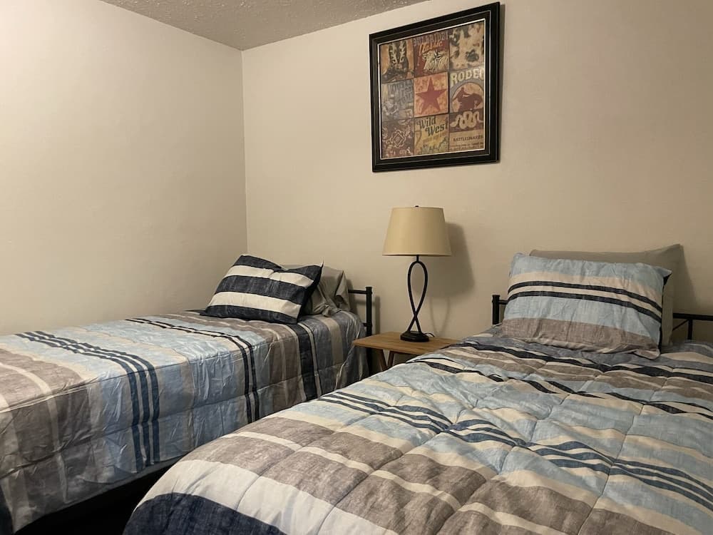 Hardy Vacation Apartments interior in Hardy, AR — gallery photo 2