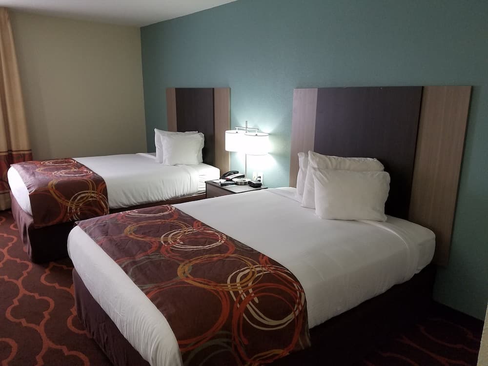 Baymont by Wyndham Grovetown Augusta interior in Grovetown, GA — gallery photo 2