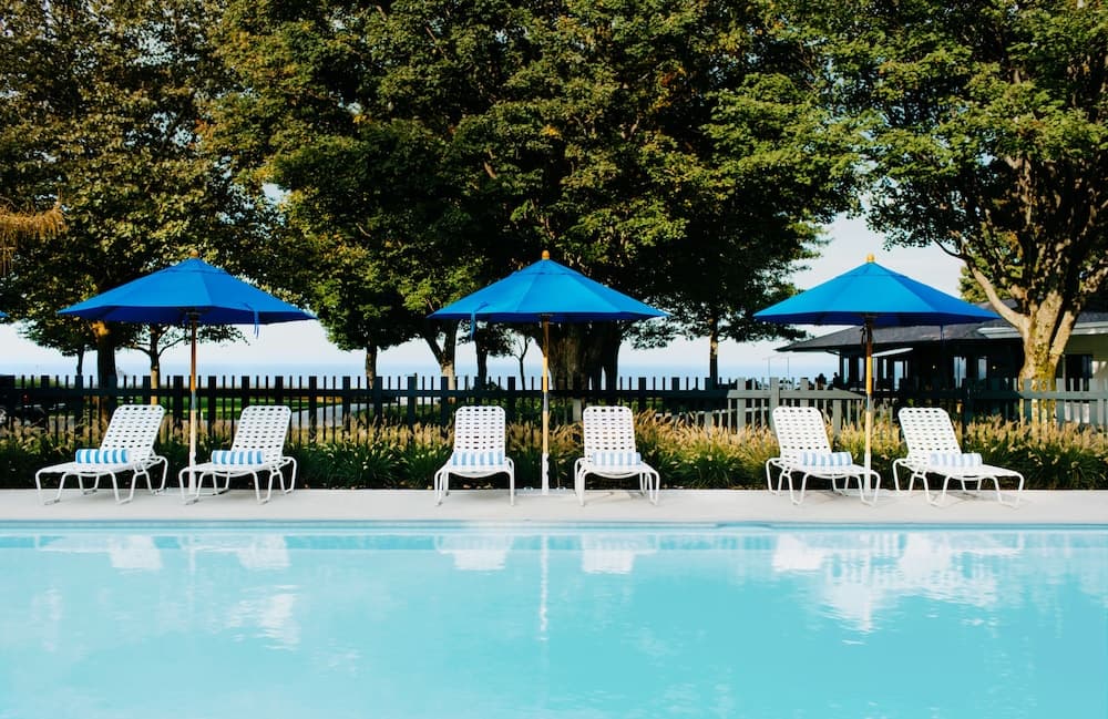 Lake Shore Resort featured exterior or lobby in Saugatuck, MI — similar hotel