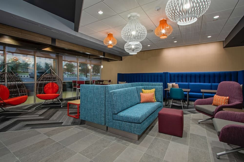 Tru by Hilton Columbus Airport property views in Columbus, OH — gallery photo 3