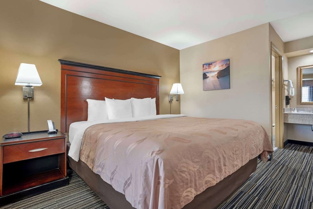 Quality Inn Brookhaven property views in Brookhaven, MS — gallery photo 3