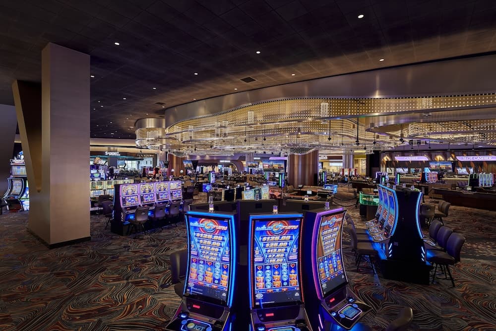 Emerald Queen Hotel and Casino - Tacoma gallery photo in Tacoma, WA — image 15