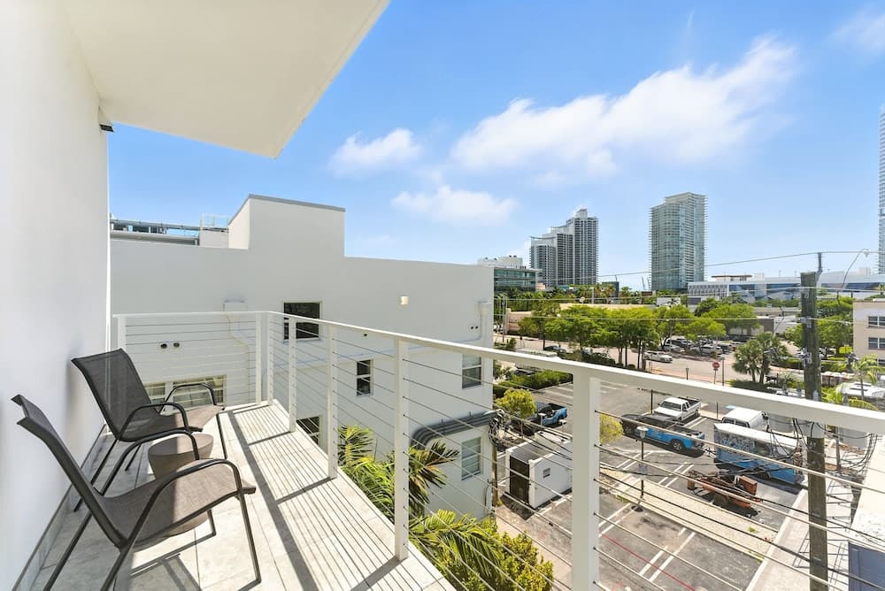 Luxury Sobe 2 Bedroom Apartment property views in Miami Beach, FL — gallery photo 3