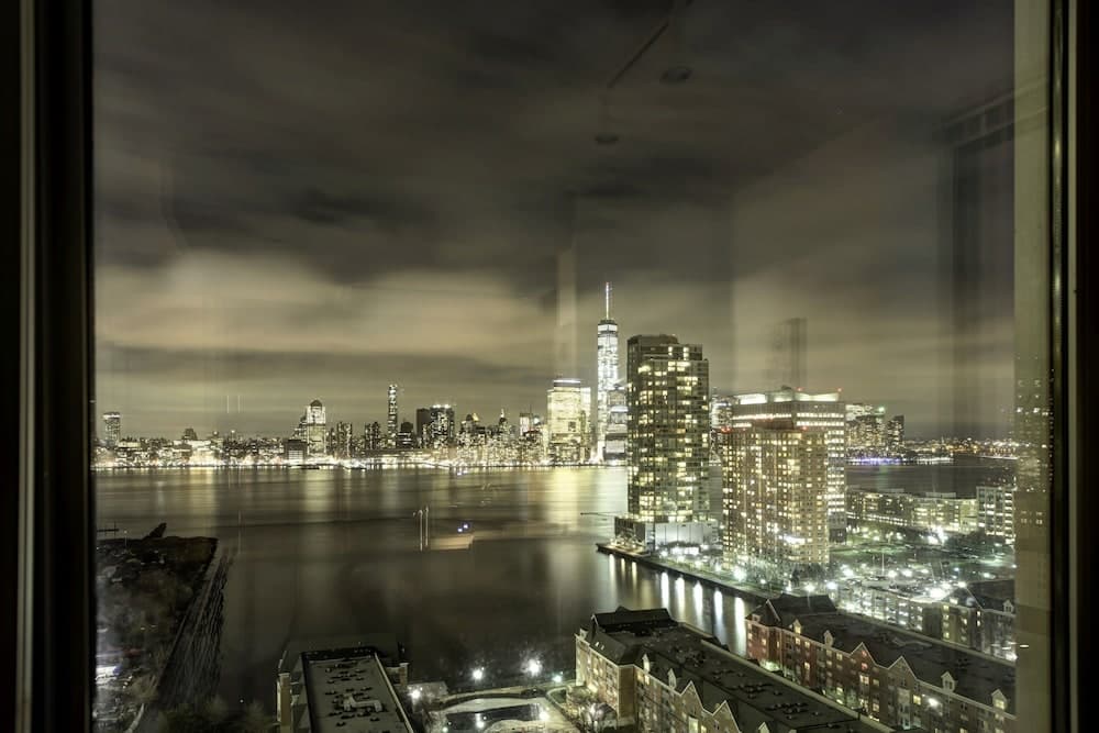 Pelicanstay at Newport gallery photo in Jersey City, NJ — image 24