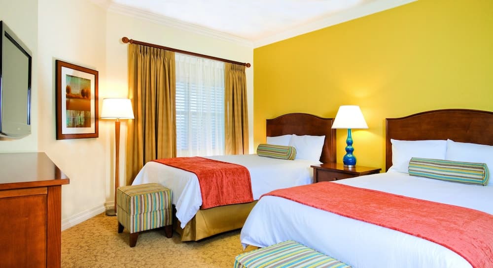 WorldMark Reunion interior in Kissimmee, FL — gallery photo 2