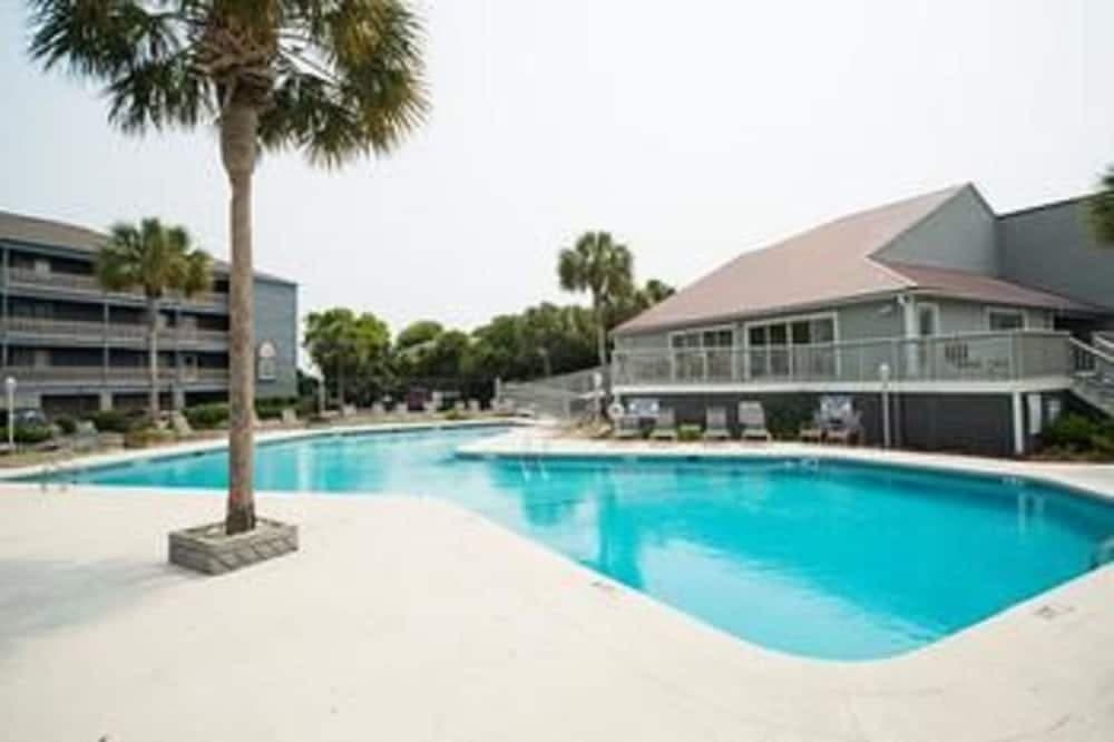 Mariners Cay 15 2 Bedroom Holiday Home By My Ocean Rentals interior in Folly Beach, SC — gallery photo 2