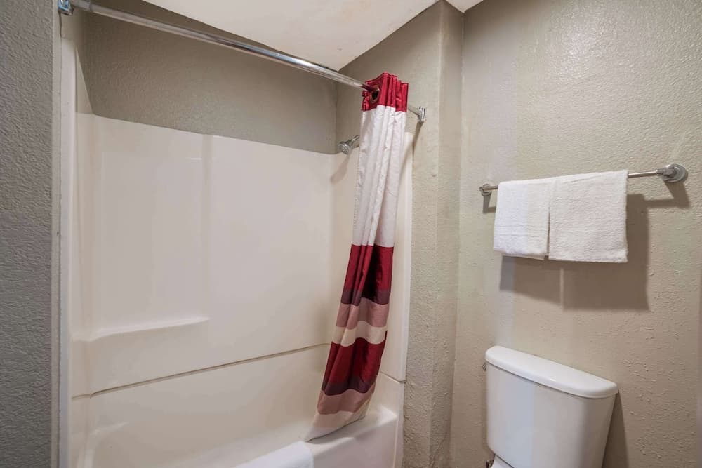 Econo Lodge Vallejo Fairgrounds gallery photo in Vallejo, CA — image 4