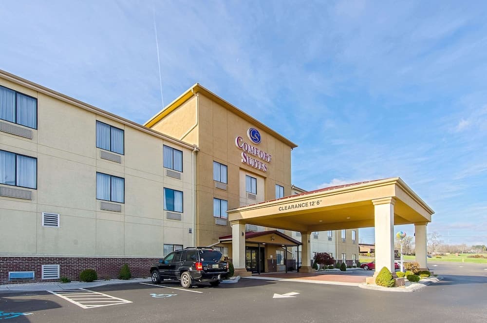 Comfort Suites Wytheville near Conference Center featured exterior or lobby in Wytheville, VA — similar hotel