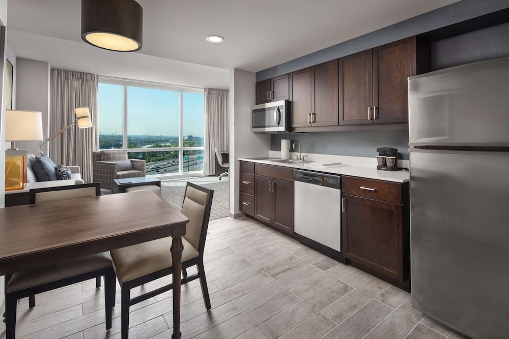 Homewood Suites by Hilton Teaneck Glenpointe gallery photo in Teaneck — image 28